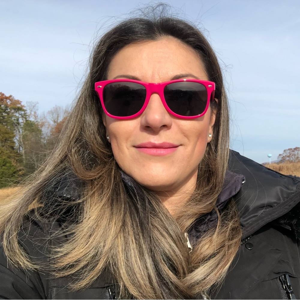 Meet your Posher, Elizabeth